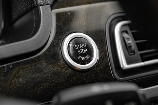 Used 2012 BMW 750i RWD image 20