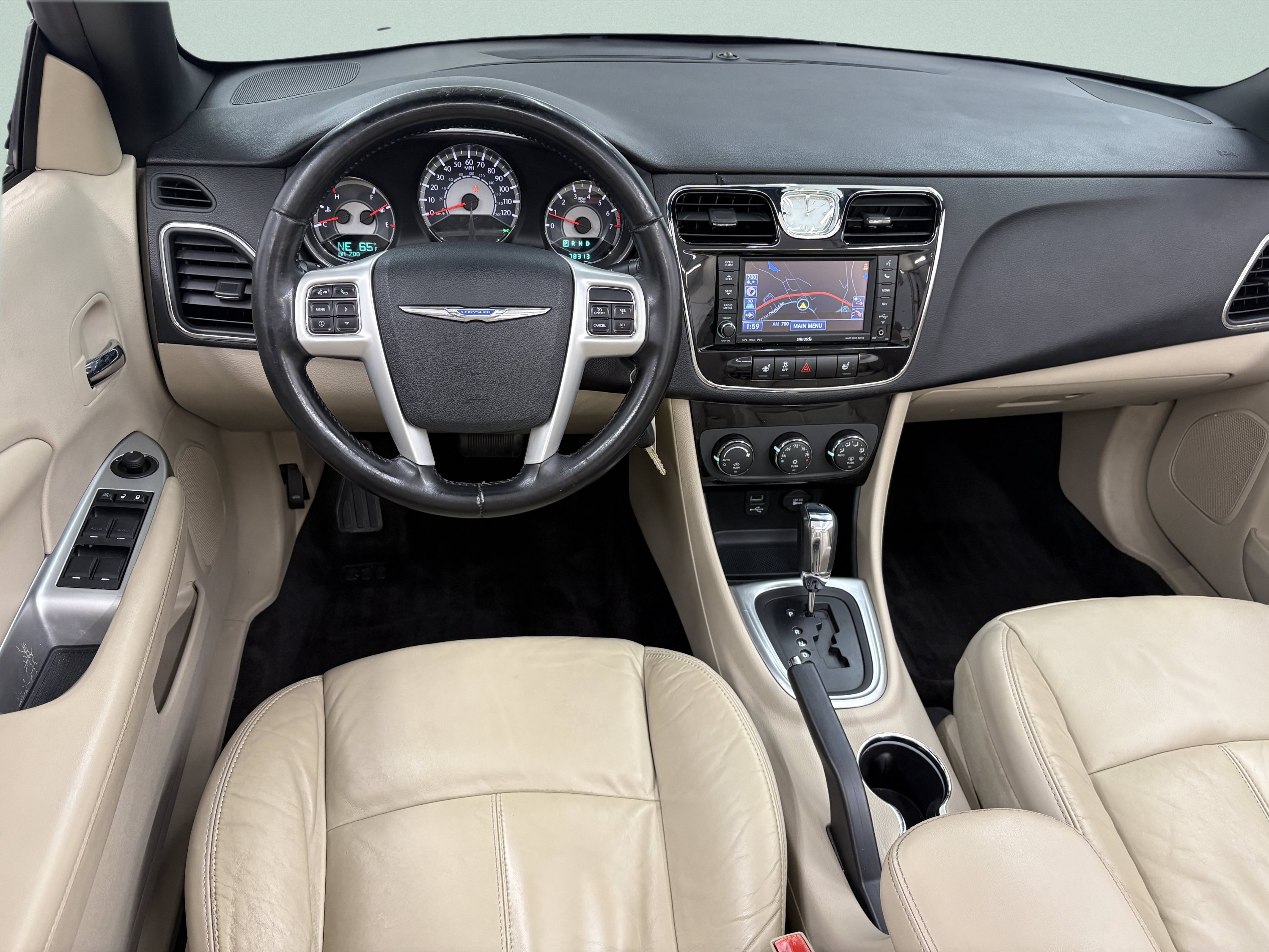 Used 2011 Chrysler 200 Limited FWD image 14