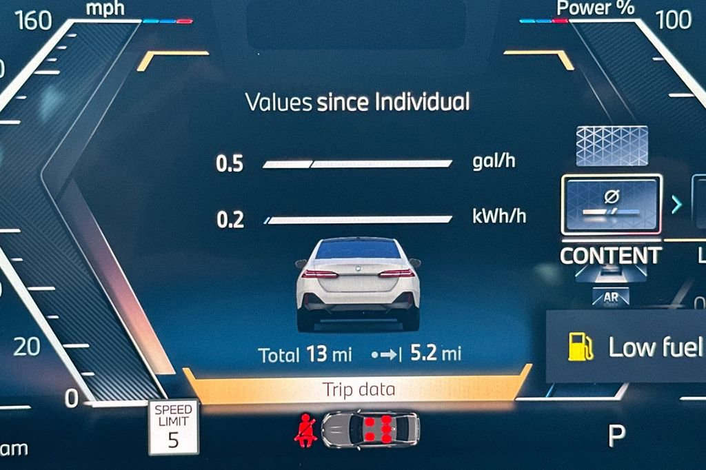 New 2026 BMW 550e xDrive 550e xDrive w/ Executive Package image 30