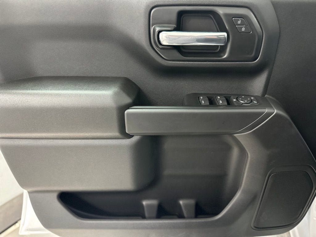 New 2026 Chevrolet Silverado 1500 Custom RWD image 18