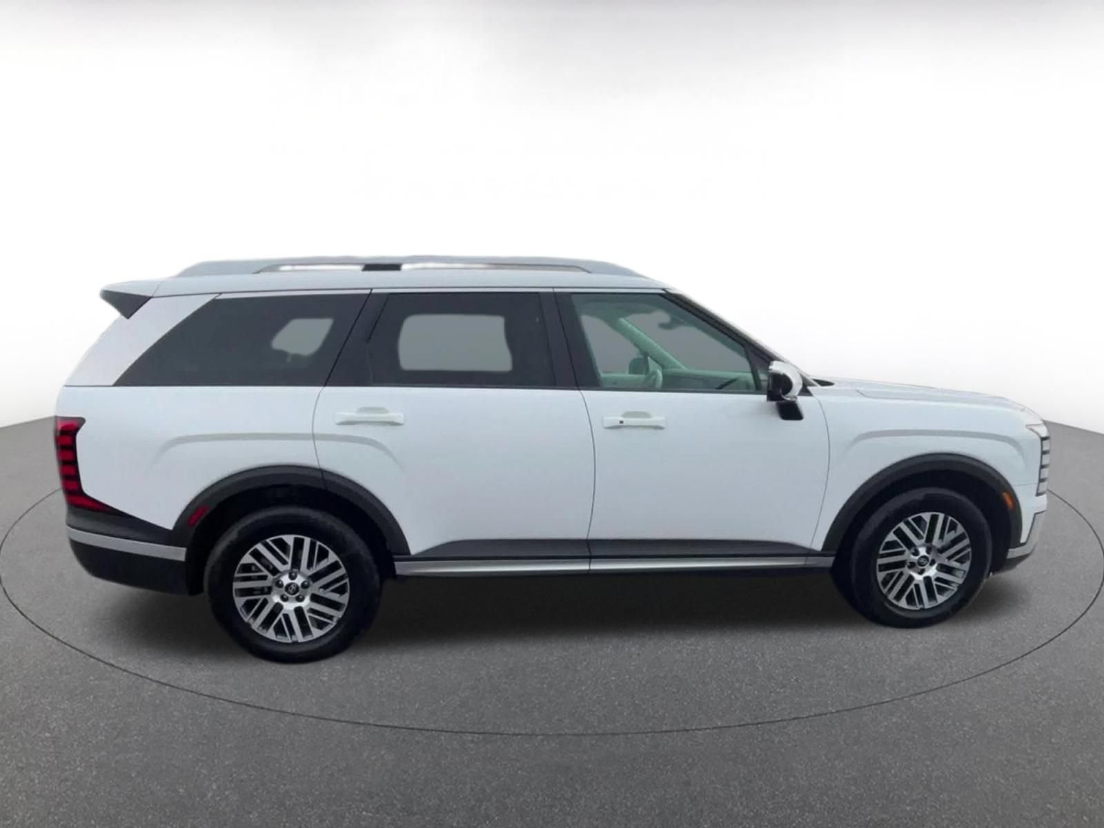 Used 2026 Hyundai Palisade SEL AWD/4WD image 13