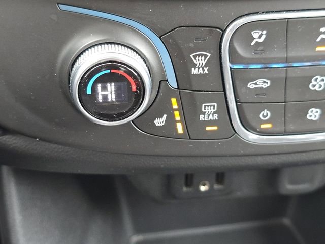 Used 2018 Chevrolet Traverse LT image 3