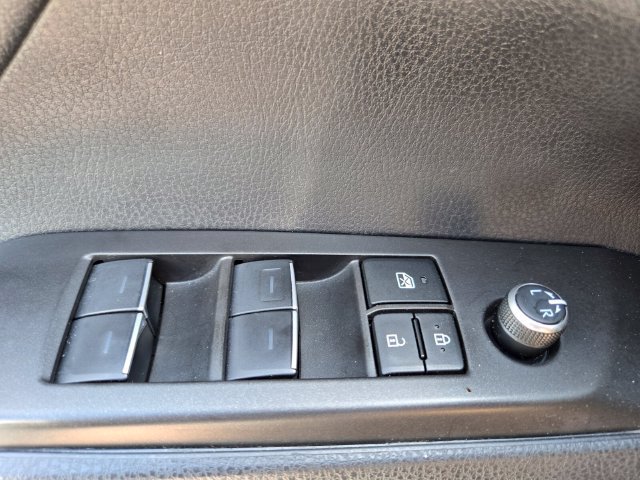 Used 2023 Toyota Camry XSE w/ Navigation Package FWD image 39