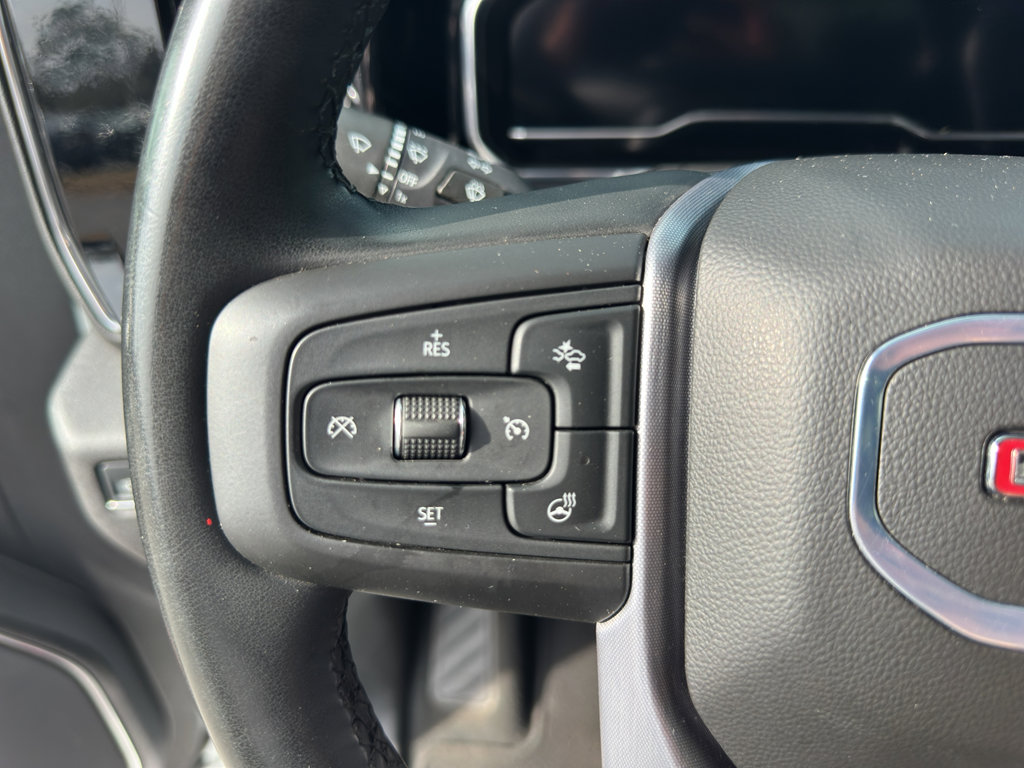 Used 2025 GMC Sierra 1500 SLT AWD/4WD image 13