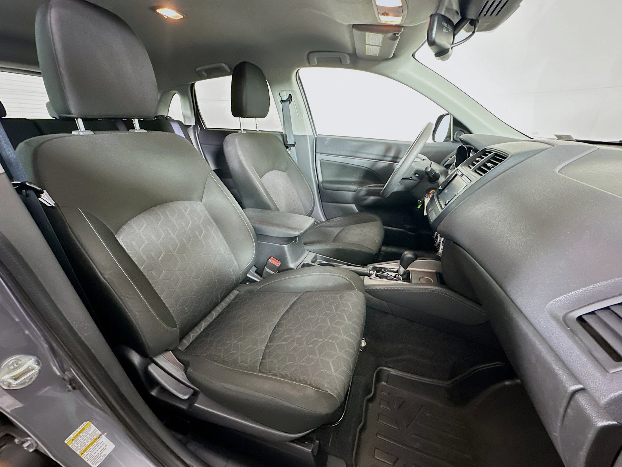 Used 2021 Mitsubishi Outlander Sport ES FWD image 28
