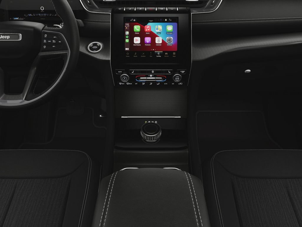 Certified 2025 Jeep Grand Cherokee Laredo X w/ Luxury Tech Group I AWD/4WD image 28