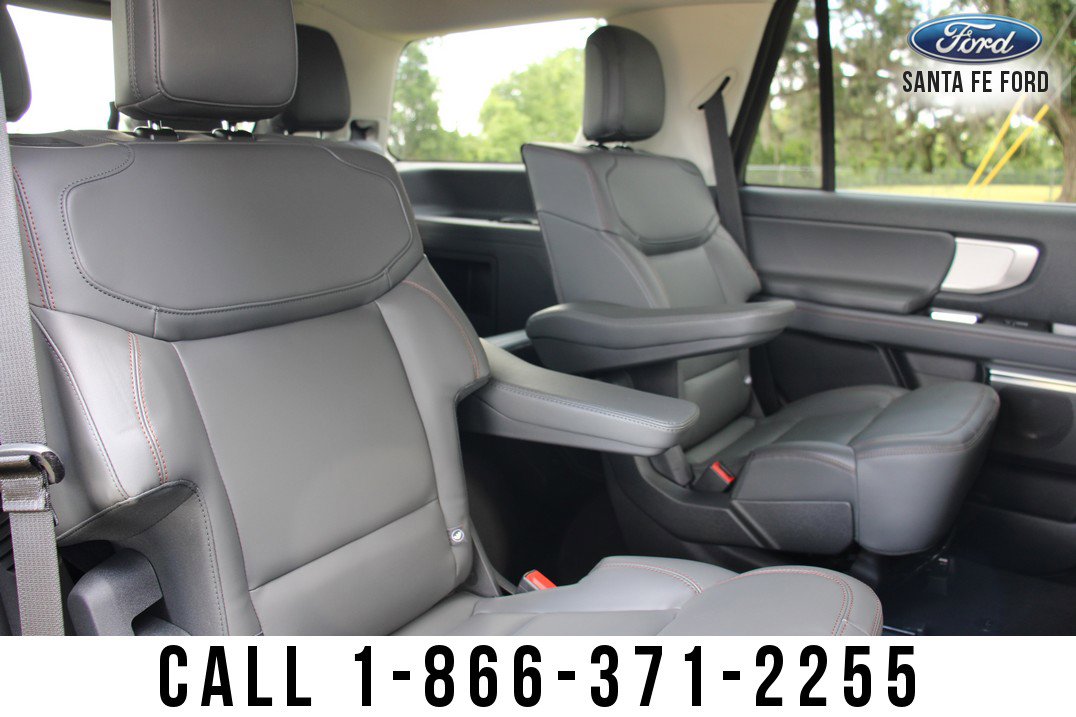 New 2025 Ford Expedition Active image 49