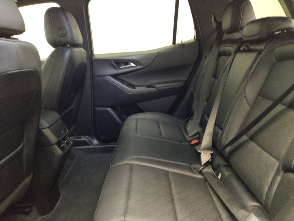 Used 2025 Chevrolet Equinox LT w/ Convenience Package II image 18