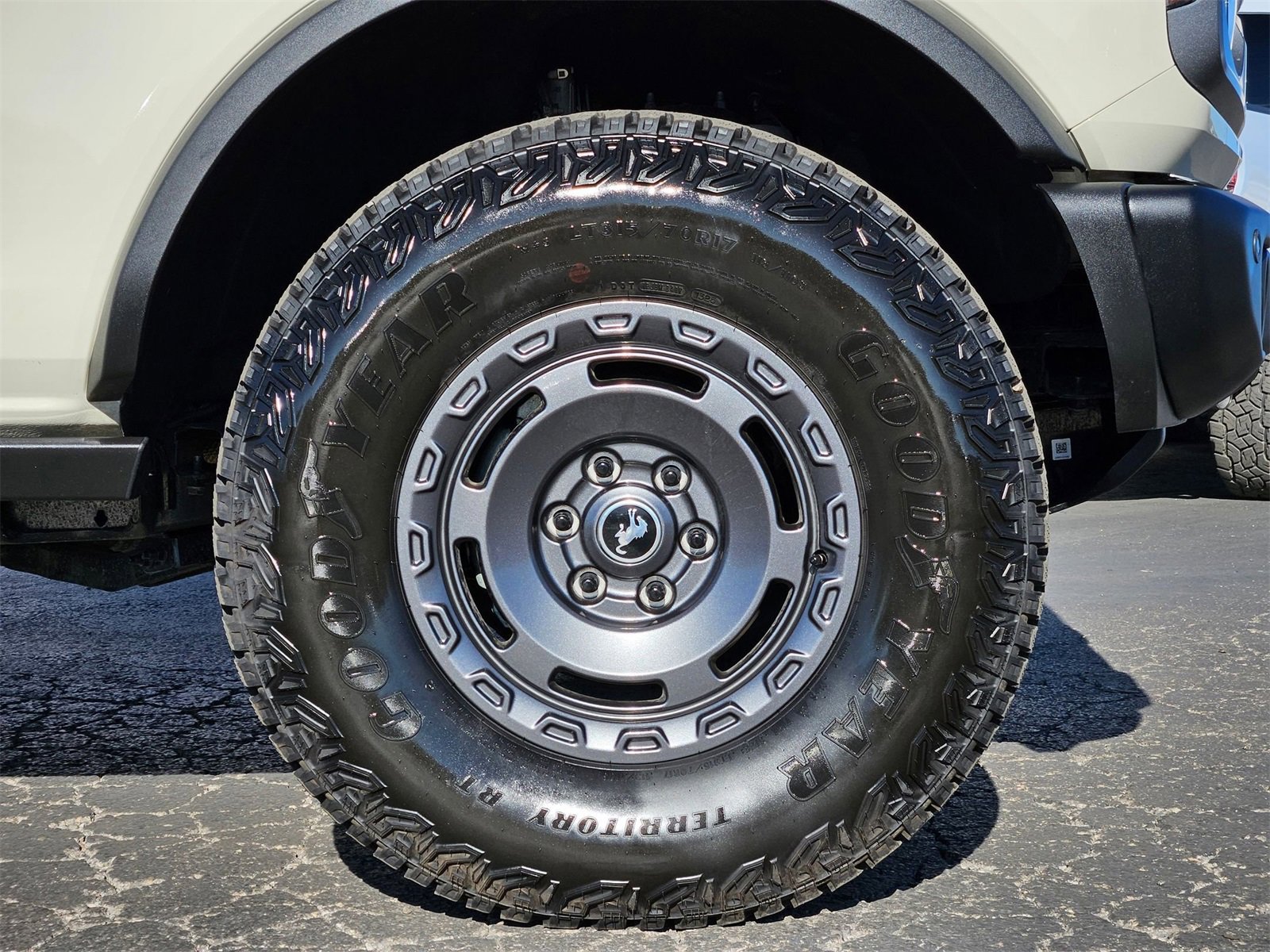 Certified 2025 Ford Bronco Badlands image 26