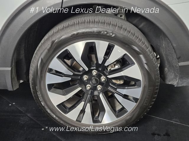 Used 2025 Ford Explorer Platinum w/ LUX Leather Package AWD/4WD image 11