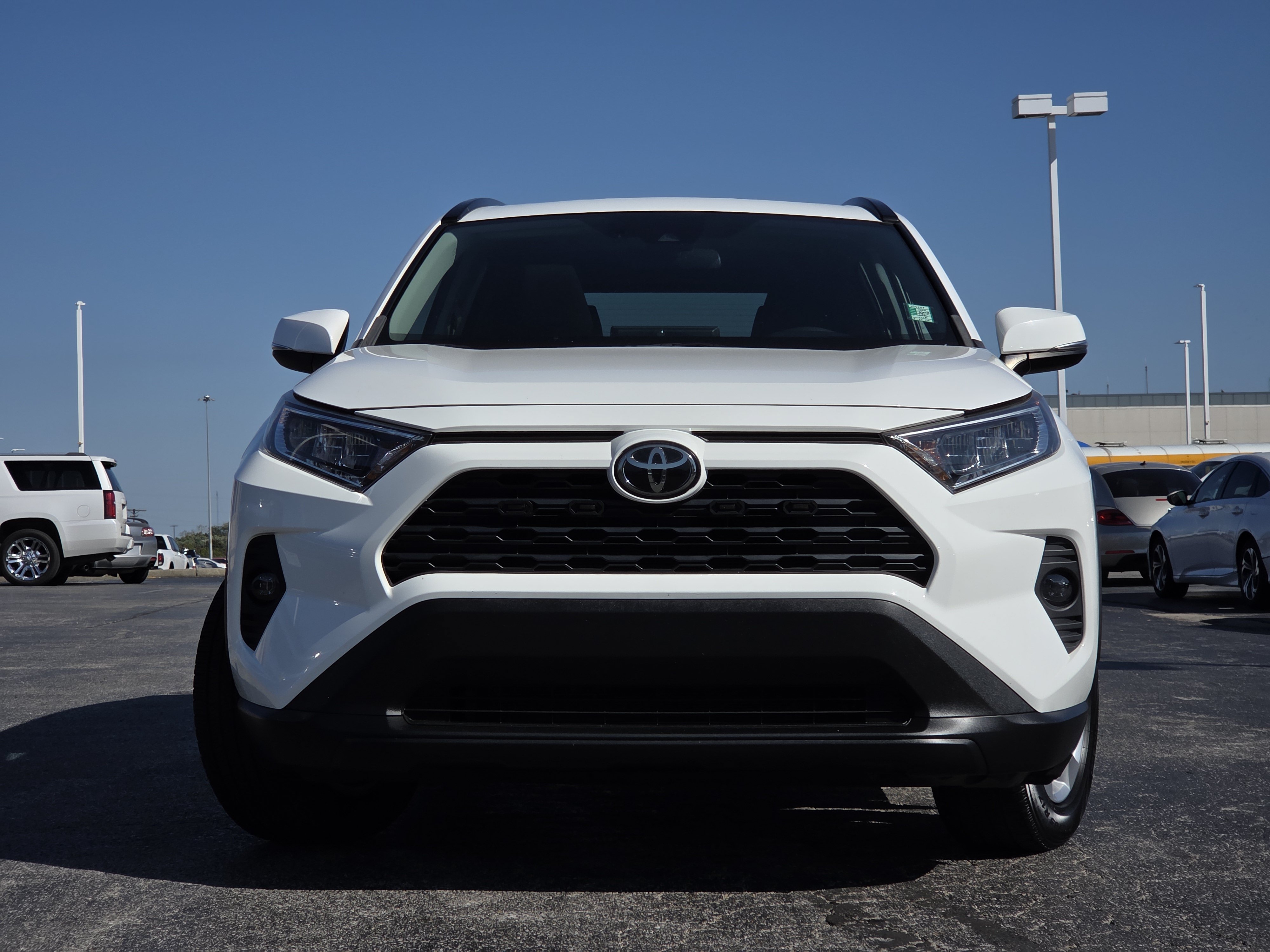 Used 2020 Toyota RAV4 XLE w/ Convenience Package AWD/4WD image 9