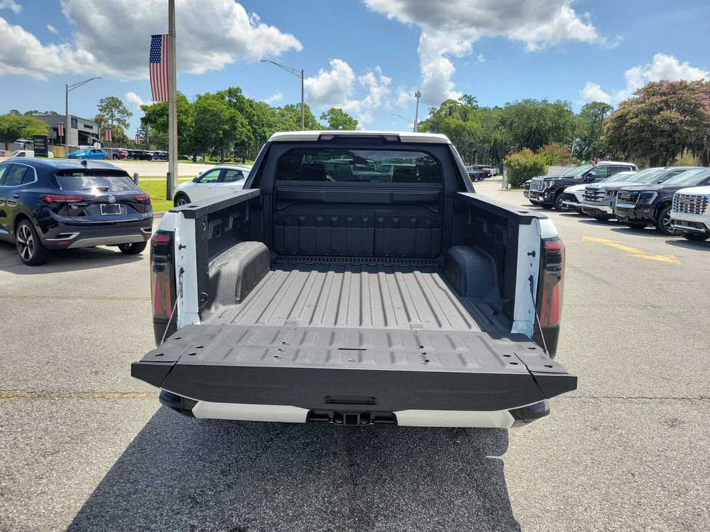 New 2025 GMC Sierra EV Denali image 6
