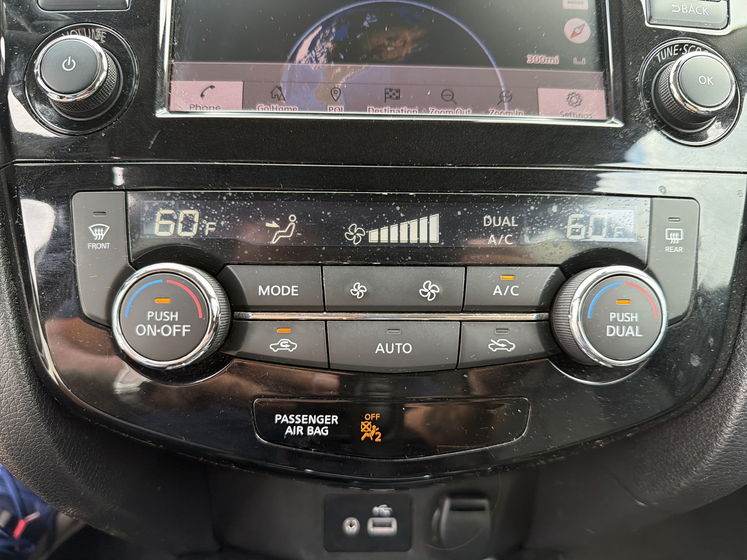 Used 2019 Nissan Rogue SL FWD image 8