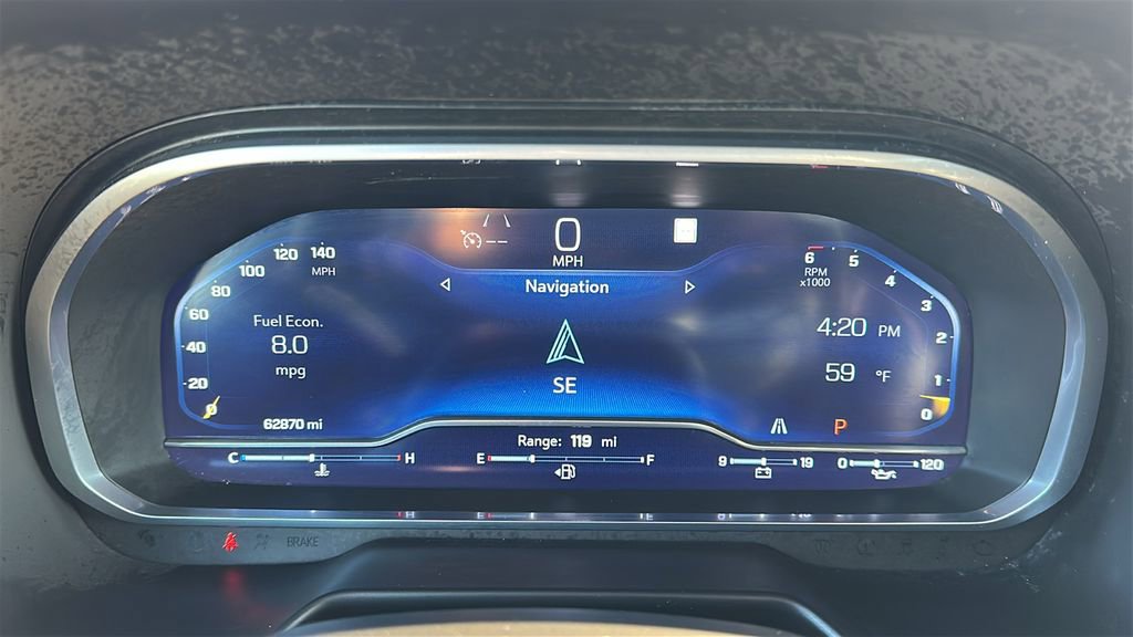 Used 2023 Chevrolet Suburban Premier image 2