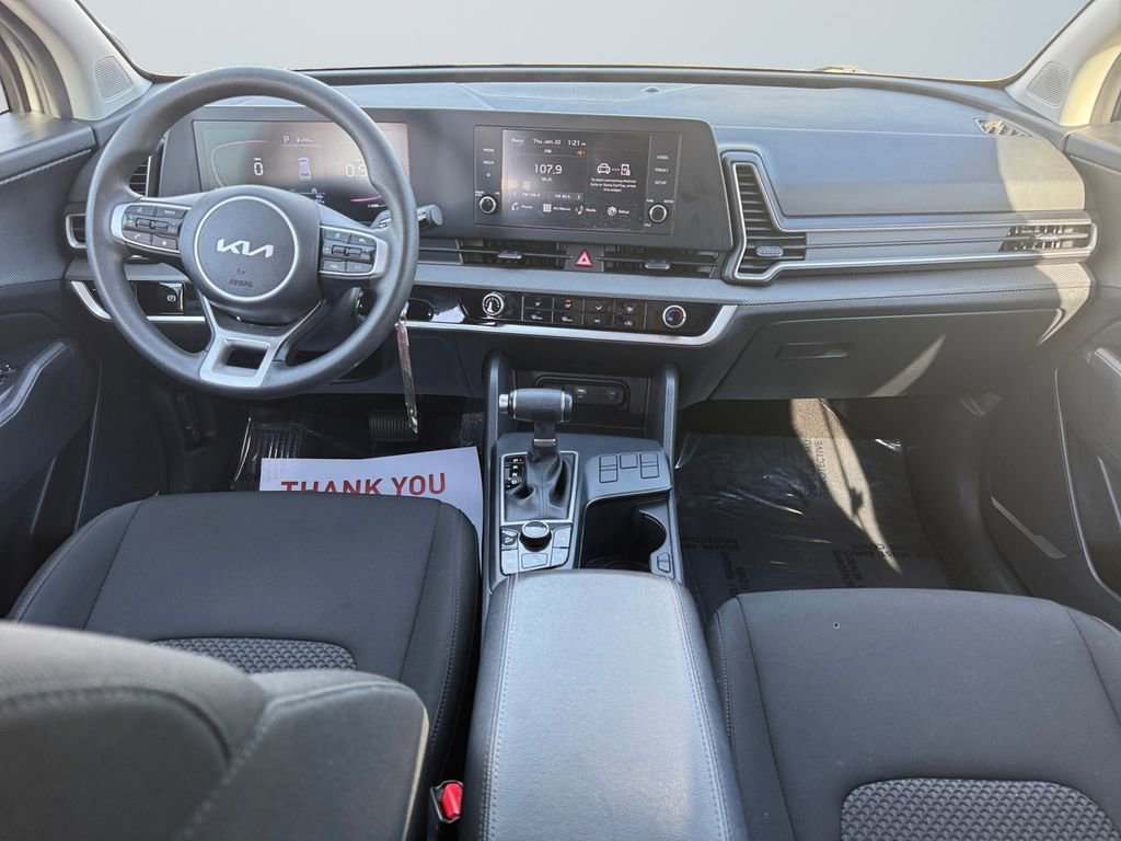 Used 2024 Kia Sportage LX image 10