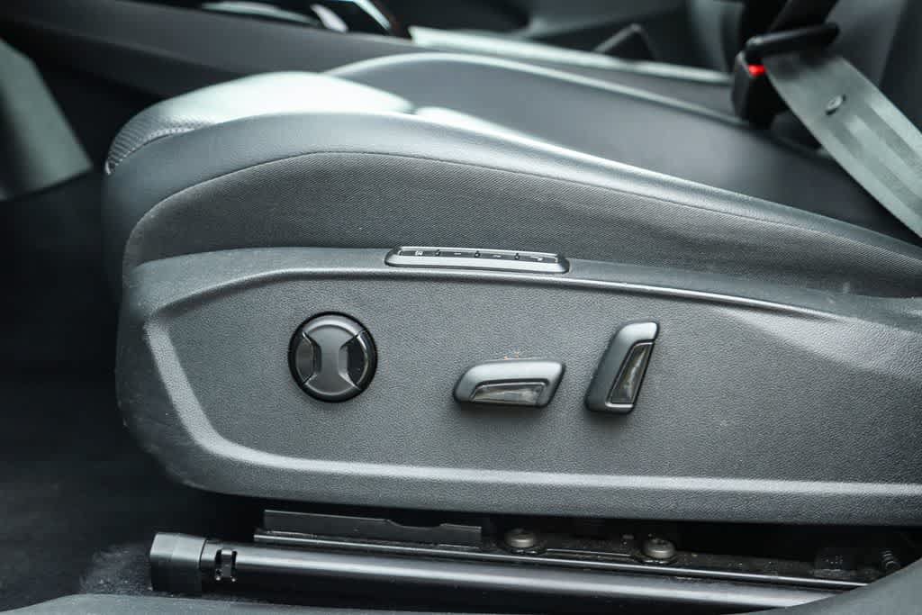 Used 2022 Volkswagen ID.4 Pro S RWD image 24