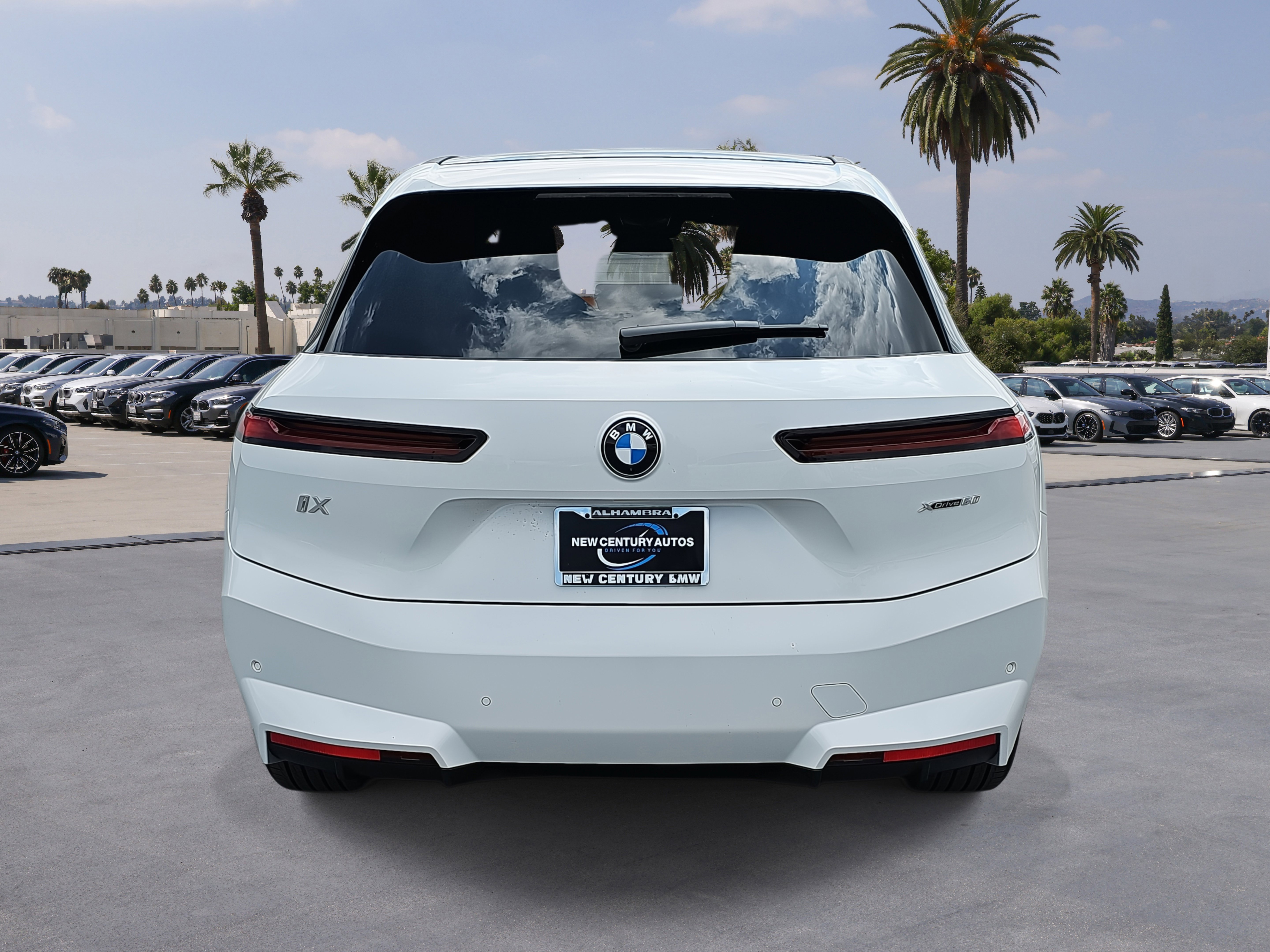 New 2026 BMW iX xDrive60 w/ Premium Package image 6