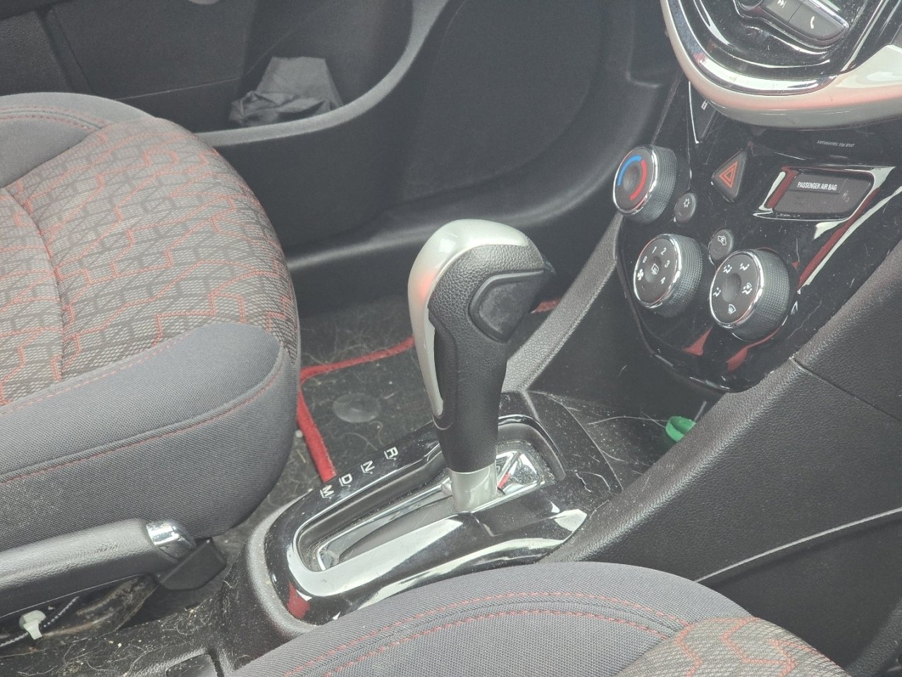 Used 2020 Chevrolet Sonic LT image 16