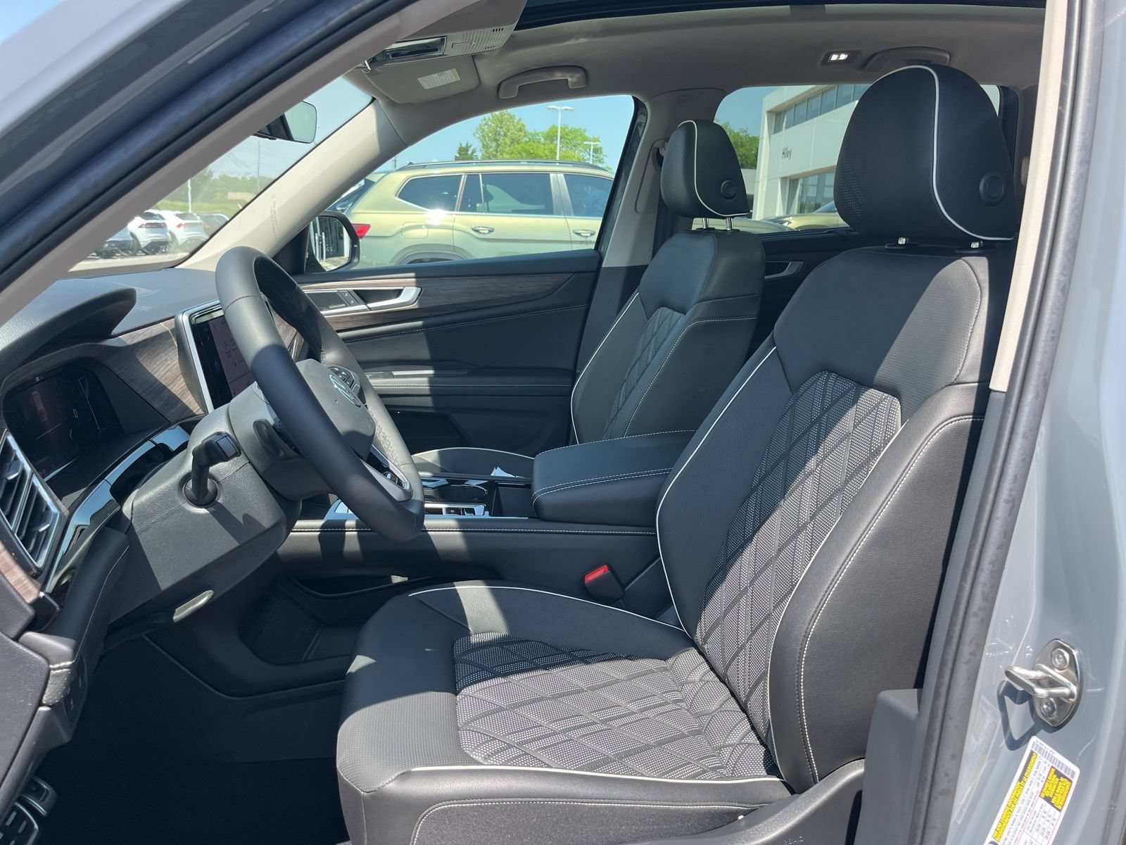 New 2026 Volkswagen Atlas SEL Premium R-Line AWD/4WD image 26