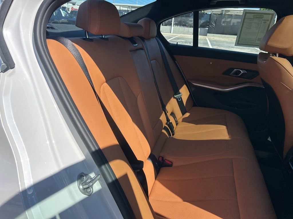 Used 2025 BMW 330i xDrive Sedan image 28