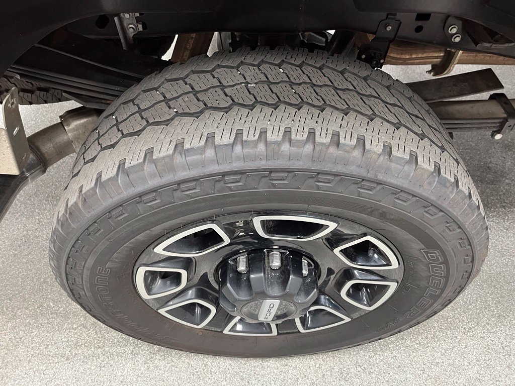 Used 2025 Ford F350 Platinum AWD/4WD image 17