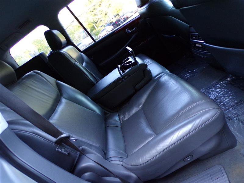 Used 2009 Lexus LX 570 4WD image 22
