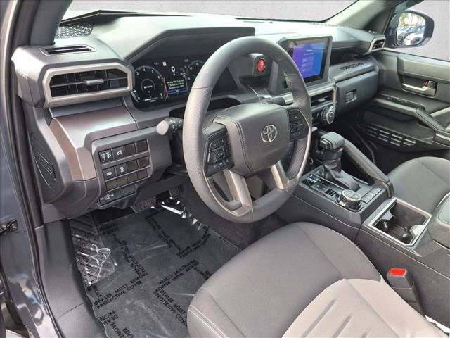 Certified 2025 Toyota Tacoma TRD Off-Road AWD/4WD image 9