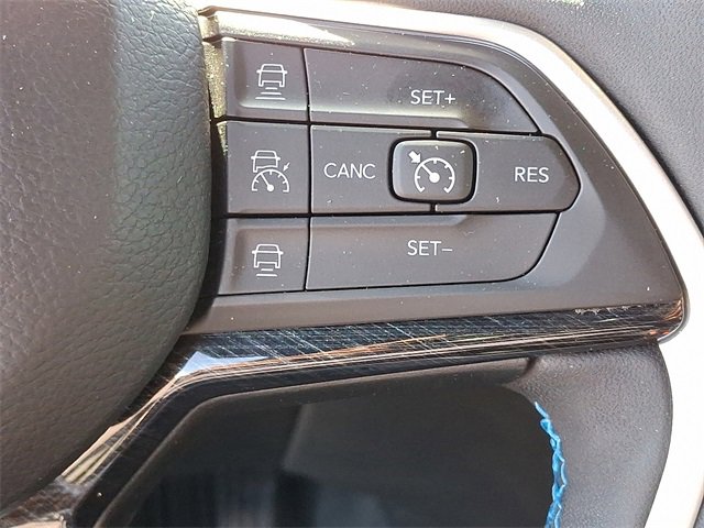 Used 2022 Jeep Grand Cherokee Trailhawk w/ Advanced Protech Group II image 18
