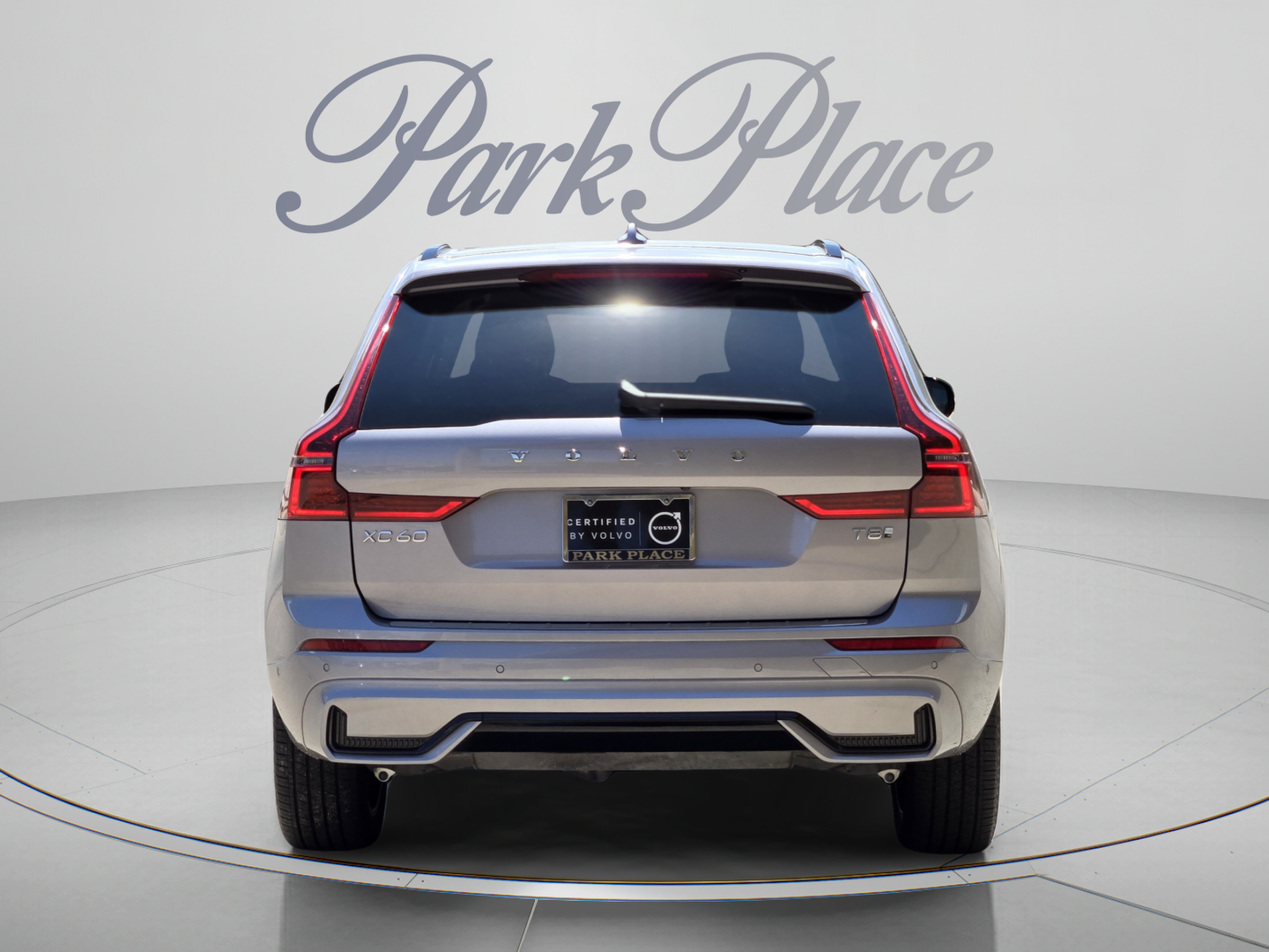 Certified 2026 Volvo XC60 T8 Plus w/ Protection Package Premier AWD/4WD image 4