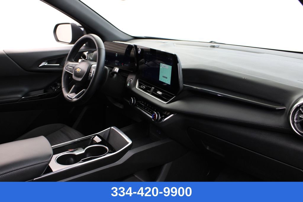 Used 2025 Chevrolet Equinox LT image 22