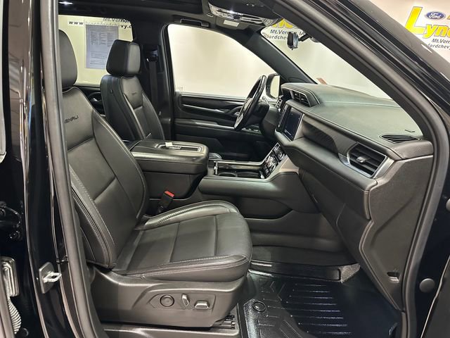 Used 2022 GMC Yukon Denali w/ Denali Premium Package AWD/4WD image 8