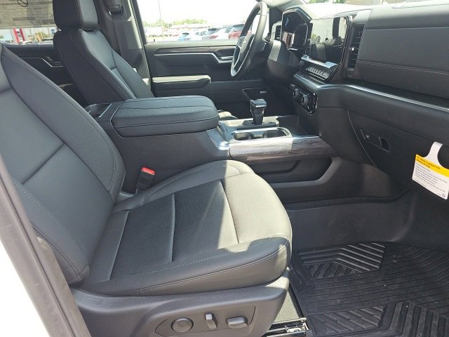 New 2025 Chevrolet Silverado 1500 LTZ image 17