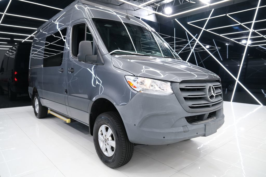 Used 2021 Mercedes-Benz Sprinter 2500 image 6