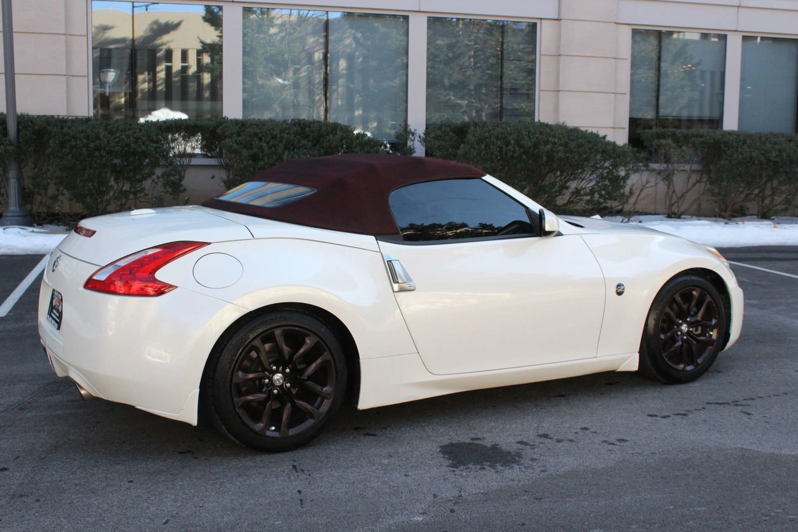 Used 2014 Nissan 370Z Touring RWD image 6