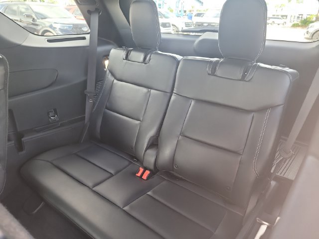 Used 2022 Ford Explorer ST w/ Equipment Group 401A AWD/4WD image 15