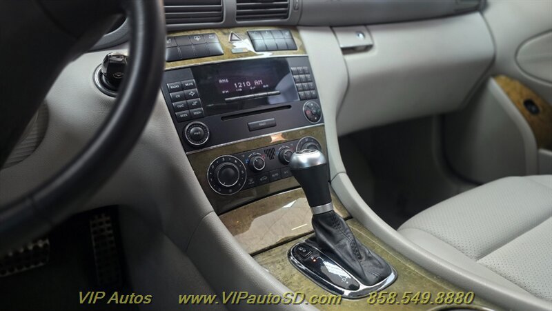 Used 2007 Mercedes-Benz C 230 Sedan image 20