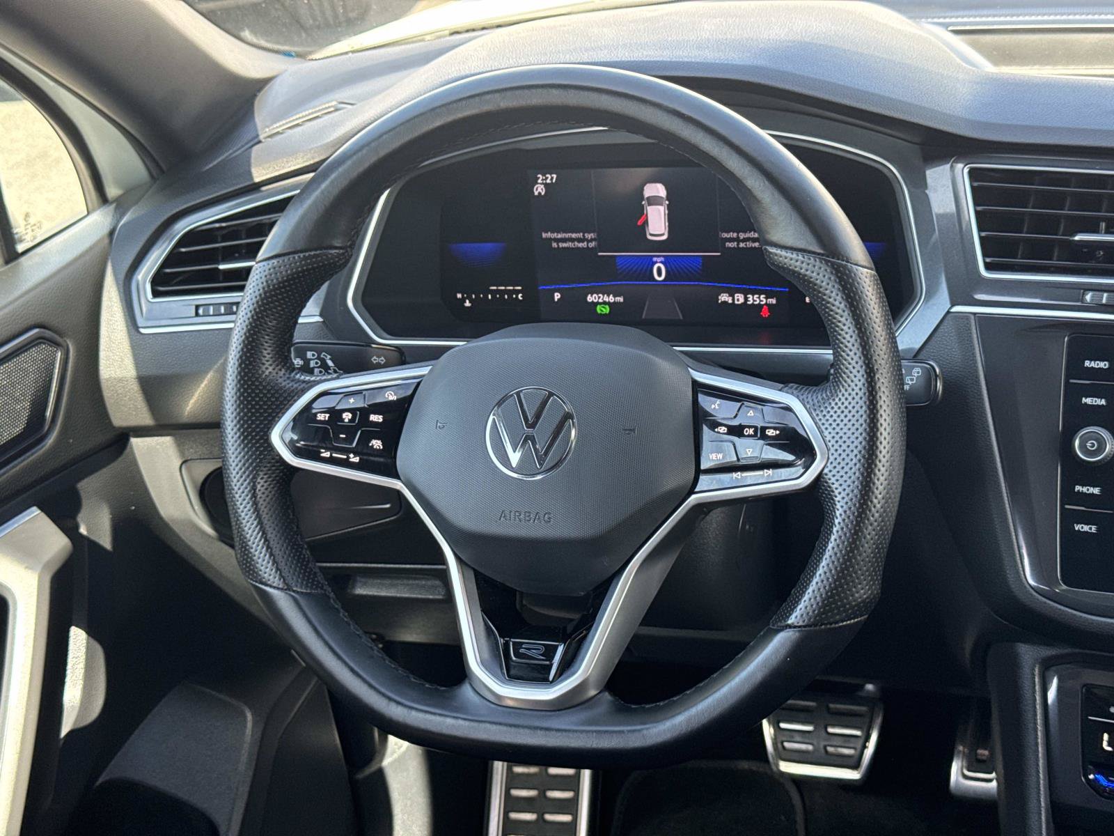 Certified 2023 Volkswagen Tiguan SE R-Line FWD image 10