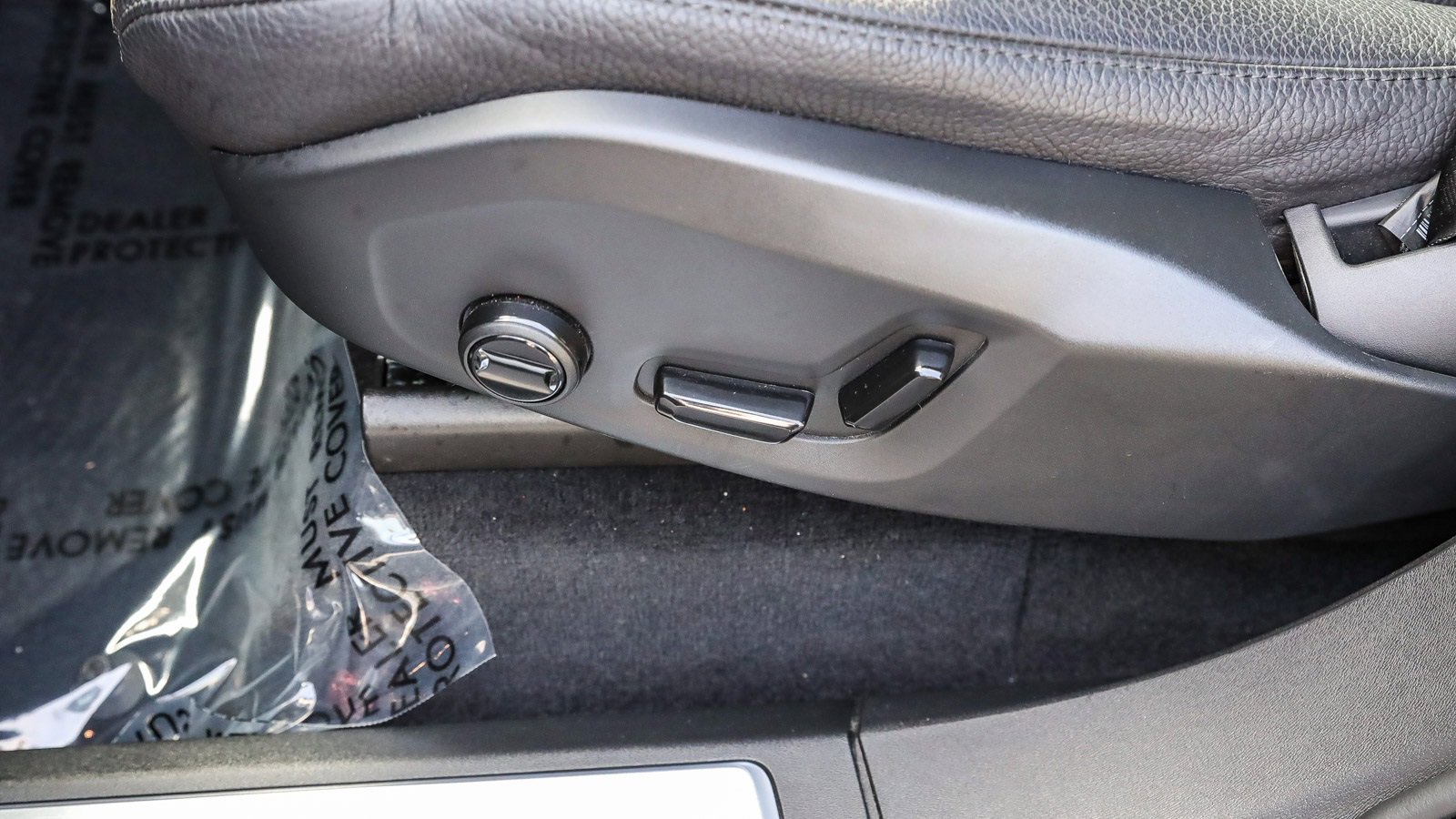 Used 2025 Volvo XC90 B6 Ultra image 21