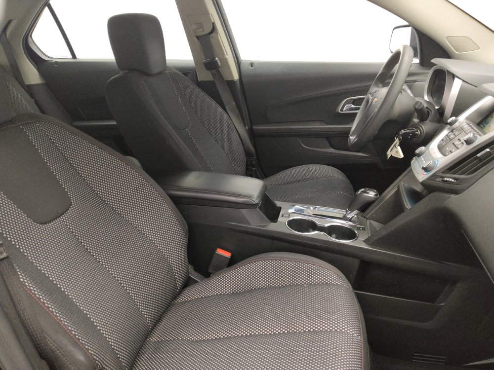 Used 2017 Chevrolet Equinox LS image 21