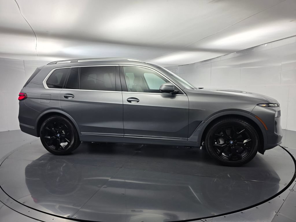Certified 2024 BMW X7 xDrive40i w/ Premium Package AWD/4WD video 3