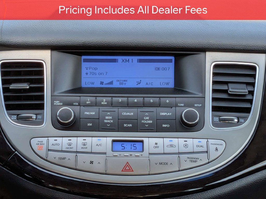 Used 2013 Hyundai Genesis 3.8 RWD image 17