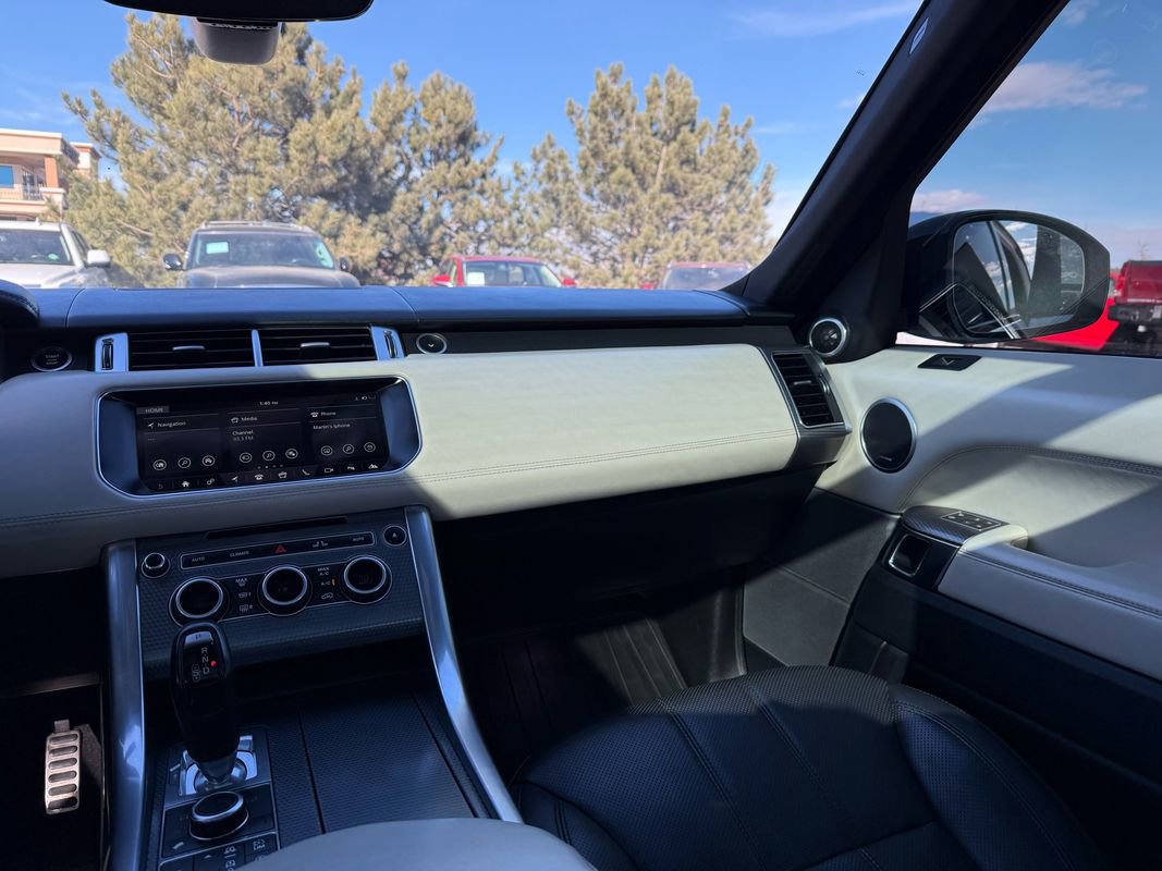 Used 2017 Land Rover Range Rover Sport HSE Dynamic image 28