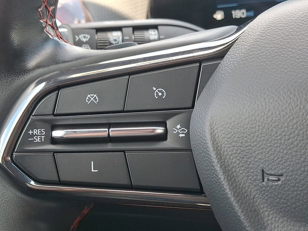 Certified 2025 Chevrolet Equinox RS FWD image 22