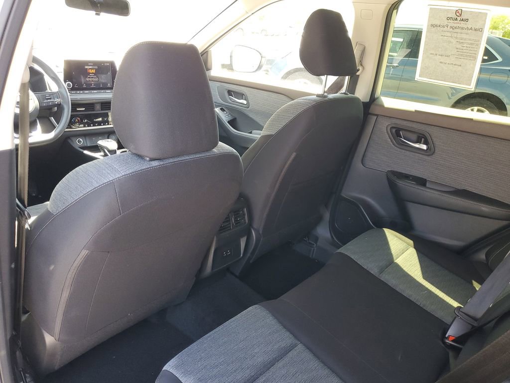 Used 2023 Nissan Rogue SV AWD/4WD image 10