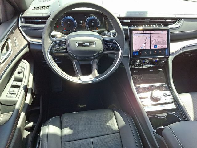 New 2025 Jeep Grand Cherokee L Overland w/ Luxury Tech Group IV AWD/4WD image 10