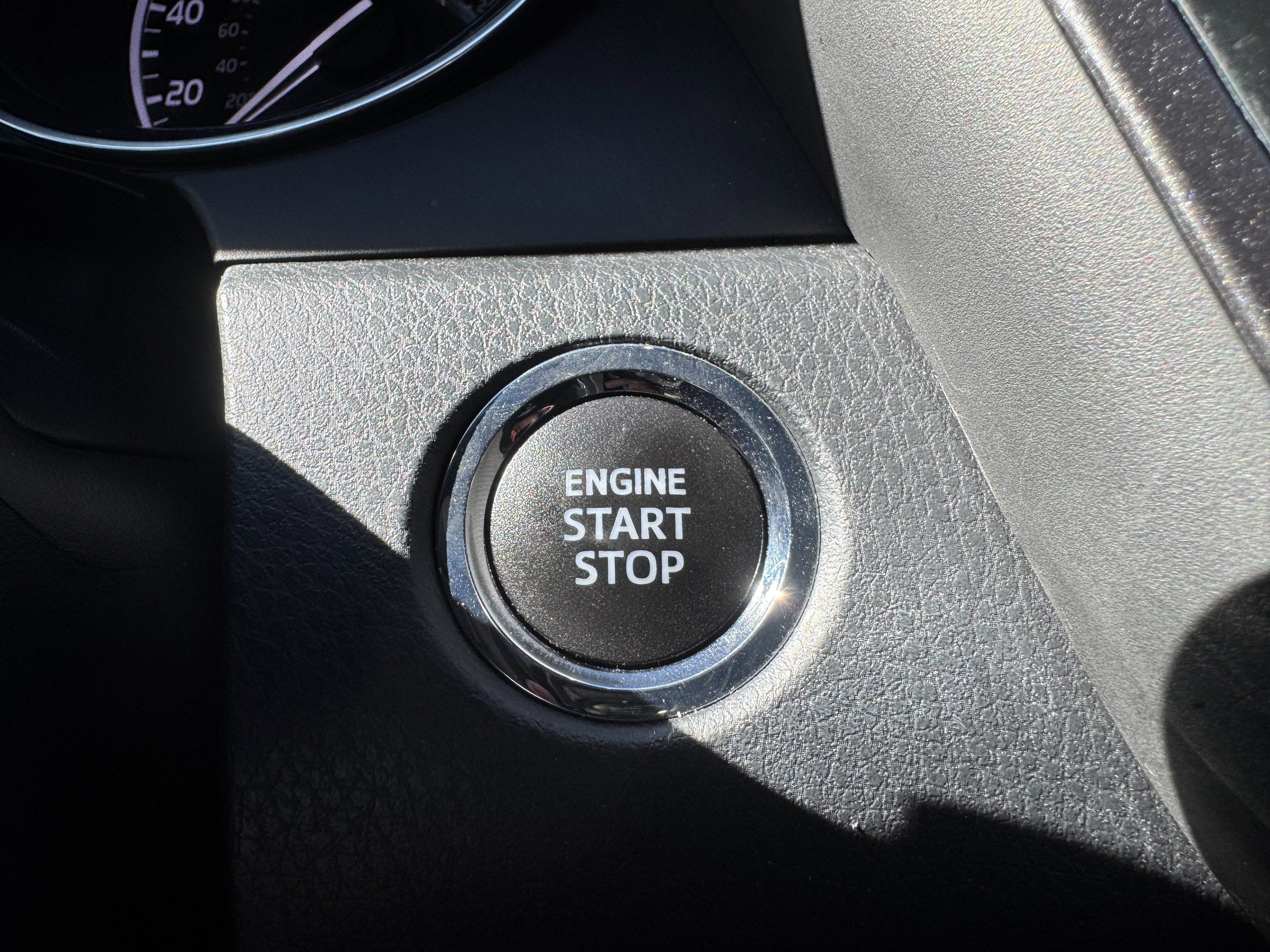 Used 2020 Toyota Camry SE w/ Audio Package image 28