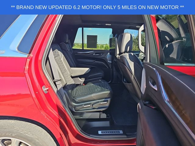Used 2023 Cadillac Escalade Premium Luxury Platinum AWD/4WD image 28