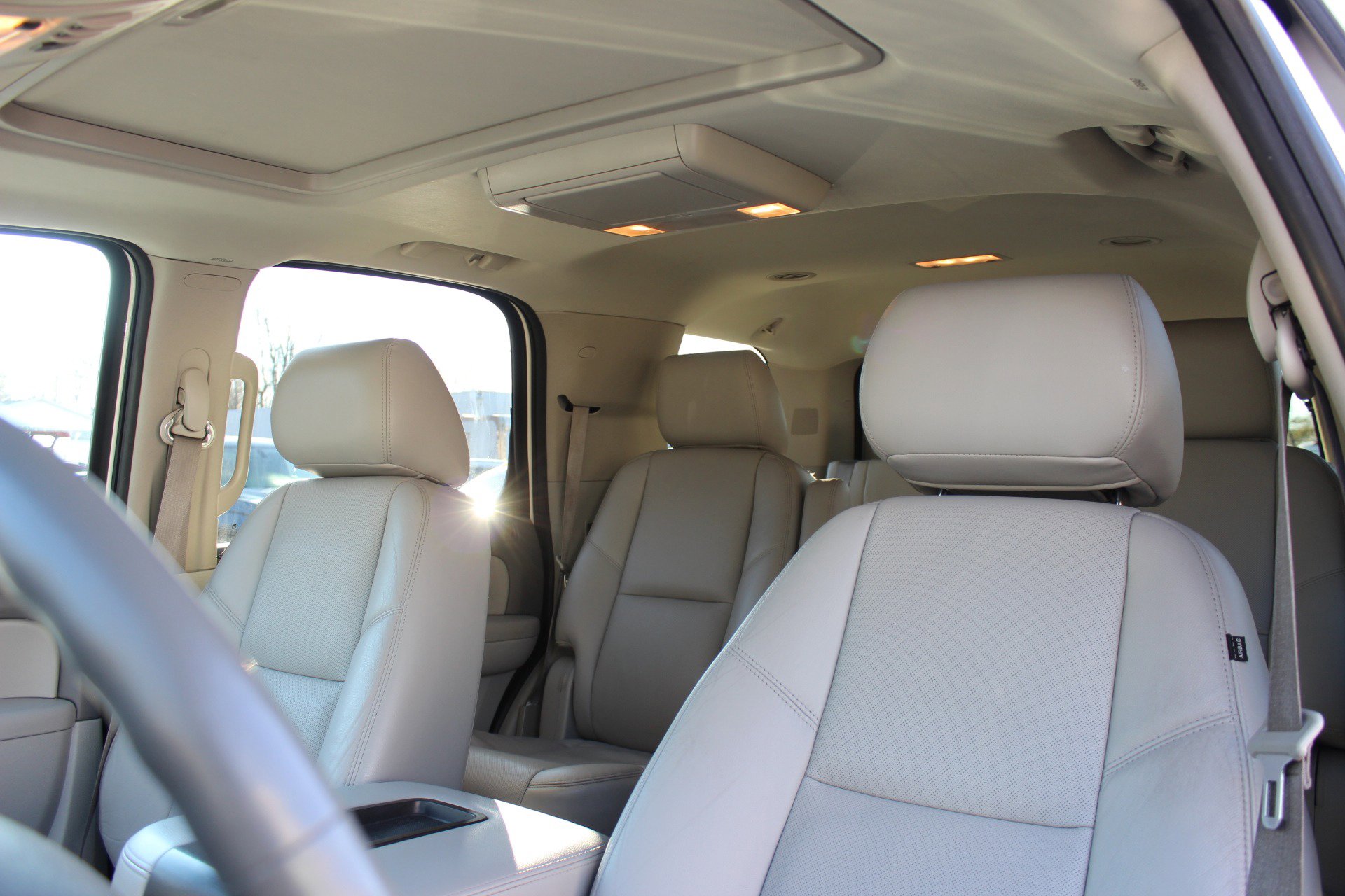 Used 2013 Chevrolet Tahoe LTZ image 17