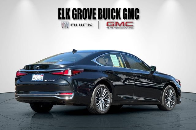 Used 2023 Lexus ES 250 w/ Premium Package AWD/4WD image 4