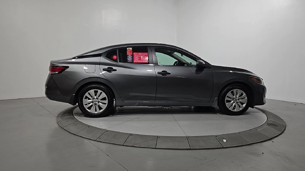 Certified 2025 Nissan Sentra S FWD image 8